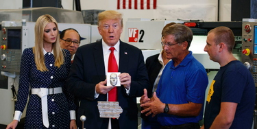 OpenGraph image for businessinsider.com/trump-economics-experiment-failing-us-recession-2019-10