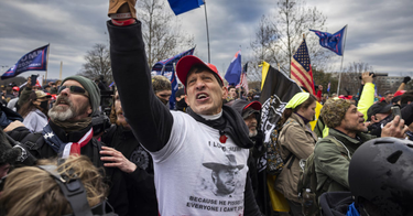 OpenGraph image for buzzfeednews.com/article/elaminabdelmahmoud/vibe-shift-war-in-ukraine