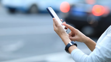 OpenGraph image for cbc.ca/radio/spark/montreal-ai-lab-develops-privacy-first-contact-tracing-app-to-track-covid-19-cases-1.5552857