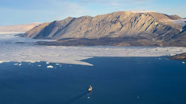 OpenGraph image for cnn.com/2020/08/14/weather/greenland-ice-sheet/index.html?utm_content=2020-08-15T14
