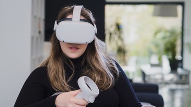 OpenGraph image for cnn.com/2021/08/19/tech/facebook-horizon-workrooms-oculus-vr/index.html
