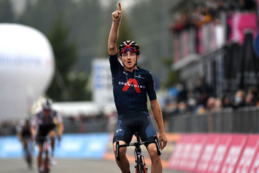 OpenGraph image for cyclingnews.com/races/giro-d-italia-2020/stage-15/results/
