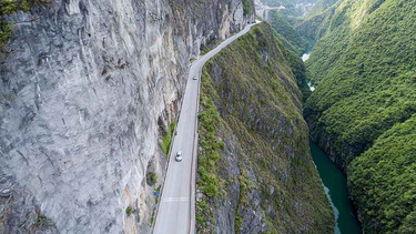 OpenGraph image for dangerousroads.org/asia/china/11283-wanzhang-cliff-highway-is-for-experienced-drivers-only.html