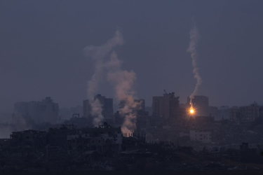 OpenGraph image for defensenews.com/congress/2023/11/28/senate-democrats-eye-israel-conditions-in-latest-defense-package-snarl/