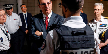 OpenGraph image for derstandard.at/story/2000118543695/frankreich-soll-auf-einen-neuen-weg-geschickt-werden