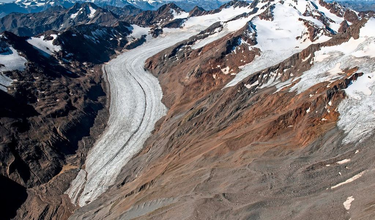 OpenGraph image for derstandard.at/story/2000122529381/hintereisferner-rueckzug-eines-eisigen-riesen