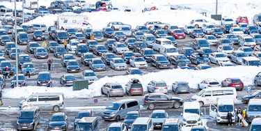 OpenGraph image for derstandard.at/story/2000124479225/guenther-aigner-dem-alpinen-skitourismus-droht-die-kernschmelze