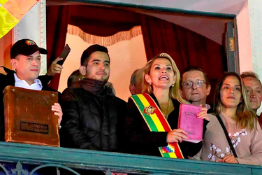 OpenGraph image for erbol.com.bo/nacional/ribera-afirma-que-camacho-form%C3%B3-parte-del-gobierno-de-su-madre-y-pidi%C3%B3-%E2%80%98muchos-ministerios%E2%80%99