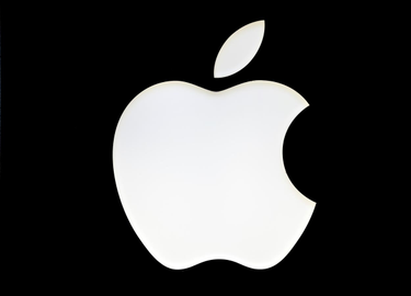 OpenGraph image for forbes.com/sites/johnkoetsier/2021/04/01/apple-rejecting-apps-with-fingerprinting-enabled-as-ios-14-privacy-enforcement-starts/