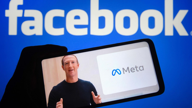 OpenGraph image for forbes.com/sites/marisadellatto/2023/02/19/meta-launching-12-per-month-verification-service-following-twitters-lead/