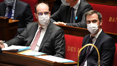 OpenGraph image for francetvinfo.fr/sante/maladie/coronavirus/covid-19-la-cour-de-justice-de-la-republique-classe-sans-suite-pres-de-20-000-plaintes-contre-jean-castex-et-plusieurs-ministres_4928255.html#xtor=CS2-765-%5Bautres%5D-