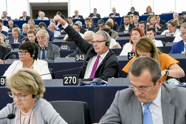 OpenGraph image for heise.de/newsticker/meldung/Kommentar-Der-Diskurs-um-Digitalisierung-ist-kaputt-4473895.html