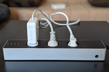 OpenGraph image for igen.fr/tests/2019/05/test-de-la-multiprise-homekit-eve-energy-strip-107687