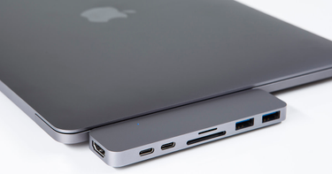 OpenGraph image for indiegogo.com/projects/hyperdrive-thunderbolt-3-usb-c-hub-for-macbook-pro/x/2662465