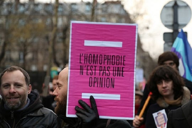 OpenGraph image for inegalites.fr/L-homophobie-reste-presente-dans-la-societe-francaise