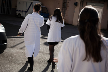 OpenGraph image for la-croix.com/Sciences-et-ethique/Sciences-et-ethique/En-medecine-dilemmes-ethiques-etudiants-catholiques-2019-11-25-1201062590