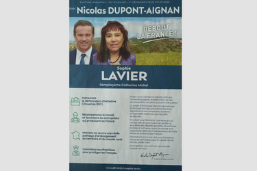 OpenGraph image for lamontagne.fr/clermont-ferrand-63000/actualites/dans-le-puy-de-dome-des-tracts-electoraux-imprimes-un-peu-trop-rapidement-par-debout-la-france_14141397/