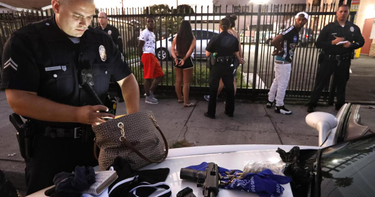 OpenGraph image for latimes.com/local/lanow/la-me-lapd-searches-20190605-story.html