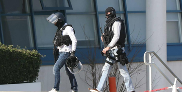 OpenGraph image for lefigaro.fr/actualite-france/2017/03/16/01016-20170316LIVWWW00175-grasse-fusillade-alerte-attentat-lycee-alexis-de-tocqueville-raid-alpes-maritimes.php