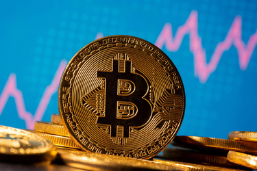 OpenGraph image for lemonde.fr/economie/article/2021/01/02/le-bitcoin-depasse-les-30-000-dollars-pour-la-premiere-fois-de-son-histoire_6065041_3234.html?utm_term=Autofeed&utm_medium=Social&utm_source=Twitter#Echobox=1609602572