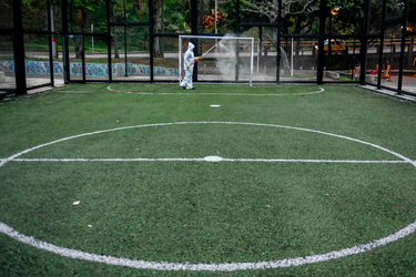 OpenGraph image for lemonde.fr/planete/article/2020/04/10/pablo-servigne-cette-crise-je-ne-l-ai-pas-vue-venir-alors-que-je-la-connaissais-en-theorie_6036175_3244.html