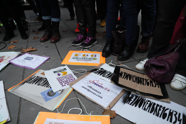 OpenGraph image for lemonde.fr/societe/article/2016/11/08/a-meme-emploi-meme-temps-de-travail-l-ecart-de-salaire-entre-hommes-et-femmes-est-d-environ-9_5027455_3224.html