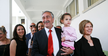 OpenGraph image for lexpress.fr/actualites/1/monde/les-chypriotes-turcs-elisent-leur-nouveau-dirigeant_1674942.html