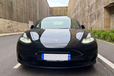 OpenGraph image for macg.co/mobilites/2021/12/elon-musk-aurait-pousse-envers-et-contre-tous-le-pari-de-la-vision-chez-tesla-125821
