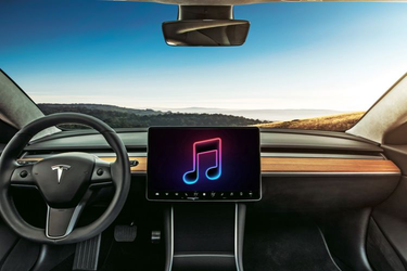 OpenGraph image for macg.co/services/2020/12/apple-music-bientot-disponible-dans-les-tesla-118751