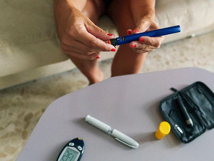 What to know about low blood sugar levels and PMS