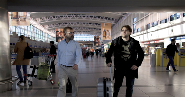 OpenGraph image for nbcnews.com/news/latino/young-argentines-european-descent-go-there-escape-economic-uncertainty-n997501