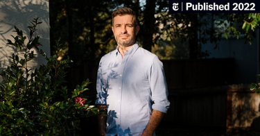 OpenGraph image for nytimes.com/2022/01/02/business/media/crowdtangle-facebook-brandon-silverman.html