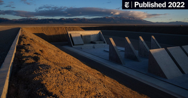 OpenGraph image for nytimes.com/interactive/2022/08/19/arts/design/michael-heizer-city.html