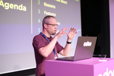 OpenGraph image for odoo.com/jobs/detail/software-developer-1?utm_source=dbo