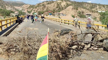 OpenGraph image for opinion.com.bo/articulo/cochabamba/cochabamba-queda-aislada-evistas-bloquean-oriente-occidente/20241015112939957909.html