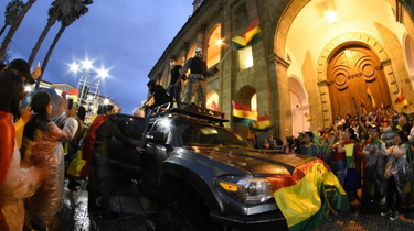 OpenGraph image for opinion.com.bo/articulo/cochabamba/motoqueros-resistencia-frenar-desbloqueos/20191102002440735066.html