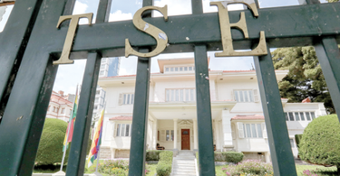 OpenGraph image for opinion.com.bo/articulo/pais/tse-anuncia-reunion-sectores-afines-mas-explicar-postergacion-comicios/20200730145136780112.html