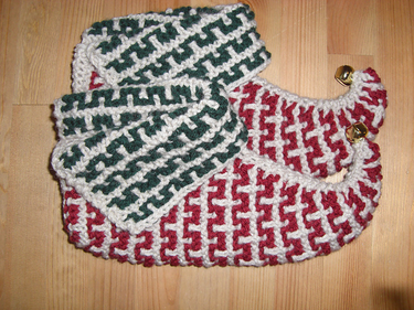 OpenGraph image for ravelry.com/patterns/library/elf-slippers-knit-archived
