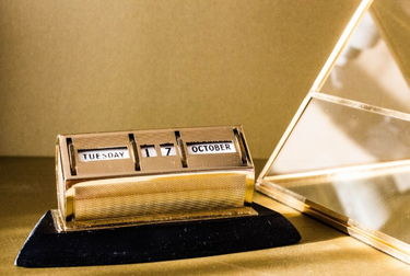 OpenGraph image for raymondcamden.com/2022/09/23/javascript-quickie-add-days-but-prefer-business-days