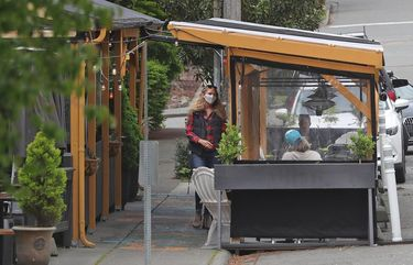 OpenGraph image for seattletimes.com/seattle-news/health/inslee-pauses-reopening-plan-no-washington-state-counties-to-rollback-for-two-weeks/