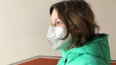 OpenGraph image for sueddeutsche.de/panorama/corona-ffp2-masken-berechtigungsscheine-kinder-1.5187913