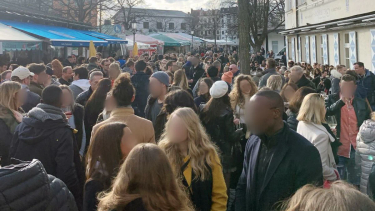 OpenGraph image for sueddeutsche.de/panorama/coronavirus-muenchen-viktualienmarkt-foto-1.4847864