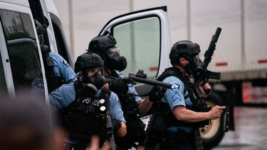 OpenGraph image for teenvogue.com/story/how-to-film-police-safely?fbclid=IwAR0UxaPRH9dXkSkojkE1Hipq7mcCBRacnvSVYcSB7uECqWSMiK64jvi7u60