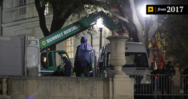 OpenGraph image for texastribune.org/2017/08/20/ut-austin-removing-confederate-statues-middle-night/amp/