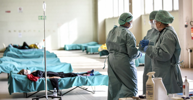 OpenGraph image for theatlantic.com/ideas/archive/2020/03/who-gets-hospital-bed/607807/