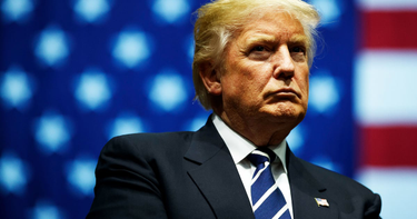 OpenGraph image for thedailybeast.com/donald-trump-enters-the-eccentric-dictator-phase-of-his-presidency?via=twitter_page