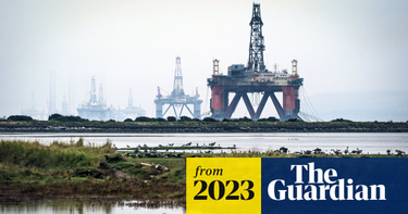 OpenGraph image for theguardian.com/environment/2023/jan/17/banks-still-investing-heavily-in-fossil-fuels-despite-net-zero-pledges-study?CMP=share_btn_tw