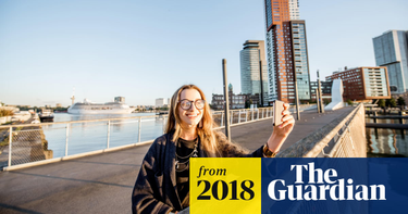 OpenGraph image for theguardian.com/media/2018/mar/09/facetune-photoshopping-app-instagram-body-image-debate