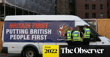 OpenGraph image for theguardian.com/politics/2022/oct/29/banned-british-far-right-figures-return-to-twitter-within-hours-of-takeover?CMP=share_btn_tw