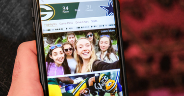 OpenGraph image for theverge.com/2017/1/18/14304276/walt-mossberg-online-ads-bad-business